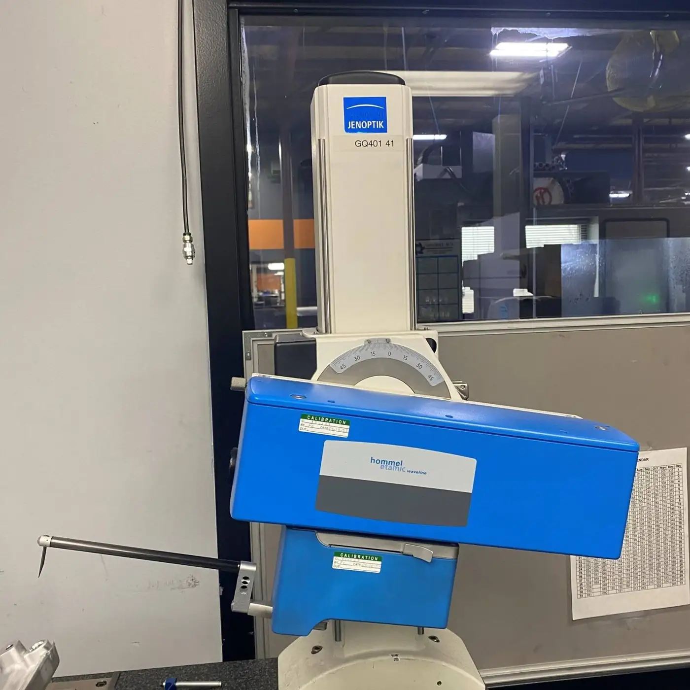 Surface profile and form measuring gauge
